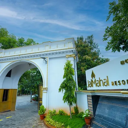 Jal Mahal Resort And Spa-3