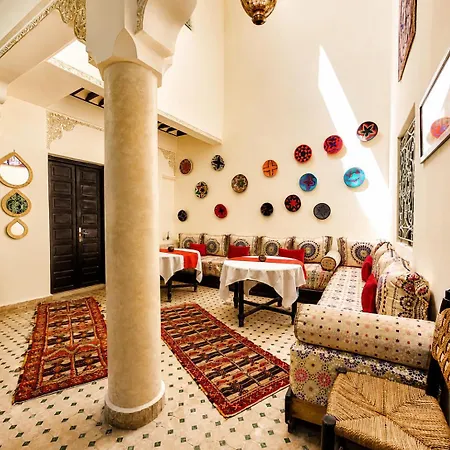 Riad Dar Benbrahim - Riad In Jemaa El-Fnaa Square-3