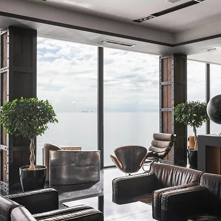 M1 Club Hotel-3