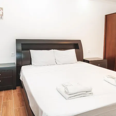 Marcos Hotel-3