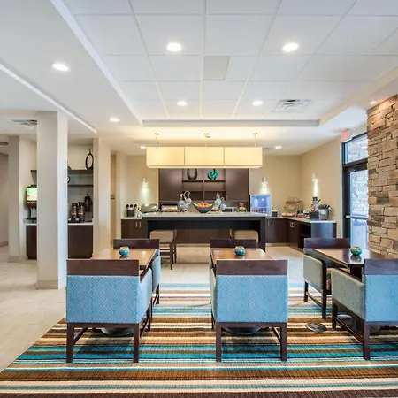 Hawthorn Suites By Wyndham Bridgeport-2