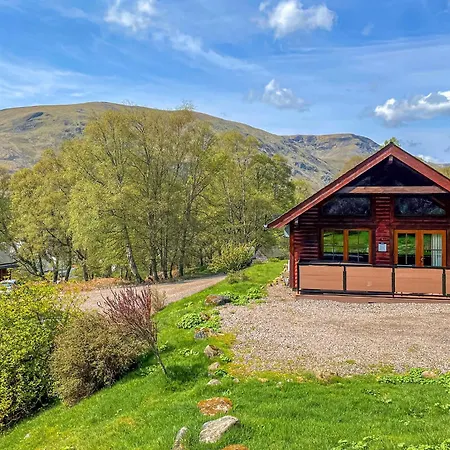 Glen Clova Lodges-3