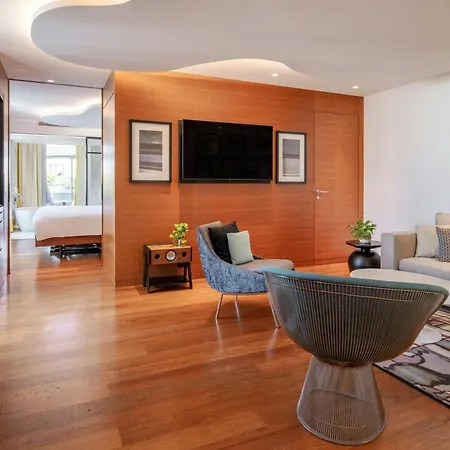 Renaissance Paris Republique Hotel & Spa-2