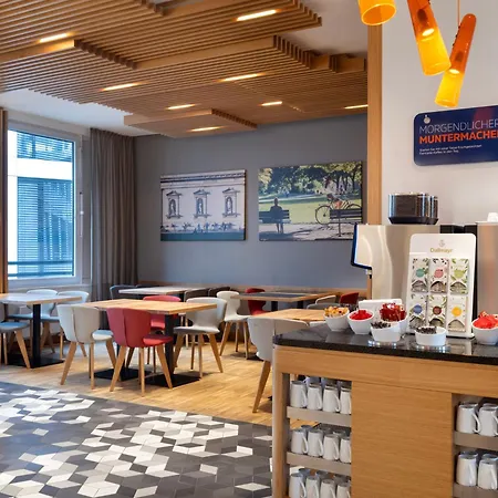 Holiday Inn Express Munich City West By Ihg-3