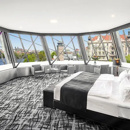 Dancing House Hotel - Tancici Dum-2