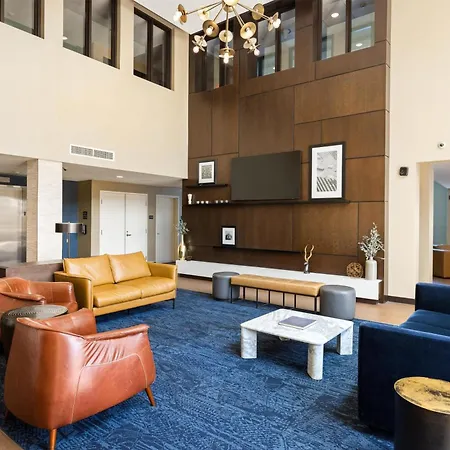 Hampton Inn & Suites Los Angeles - Glendale-2