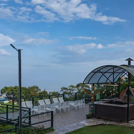 De Rock Jungle Living Resort-3