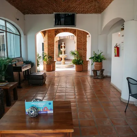 Hotel La Joya Del Lago-2
