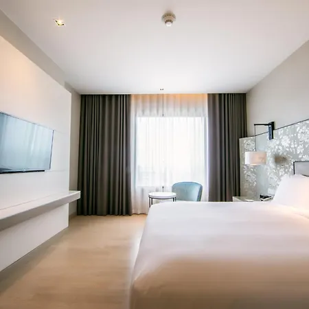Holiday Inn & Suites Rayong City Centre By Ihg-2