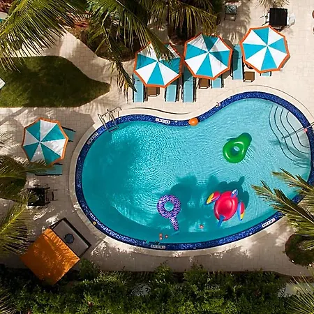 Hotel Rendale Miami Beach-3
