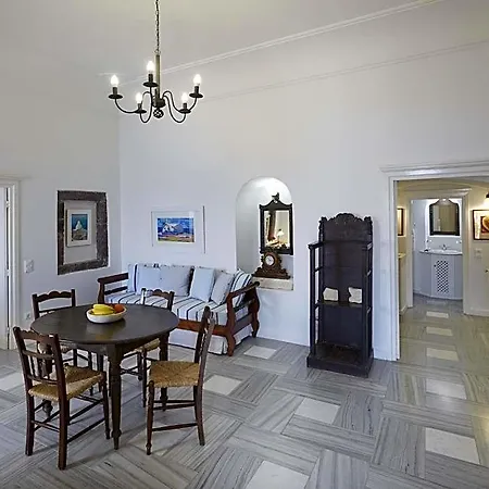 Cori Rigas Suites-3