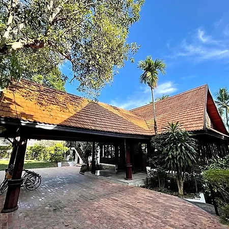 Parasol Blanc Hotel-2