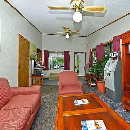 M Star Hotel Covington-3