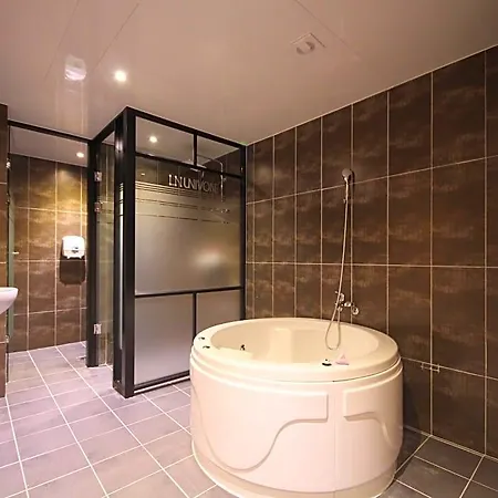 Hotel G7-3