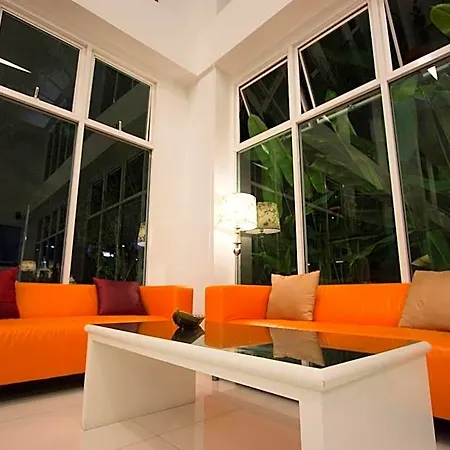 Prime Time Hotel Bang Saen-2