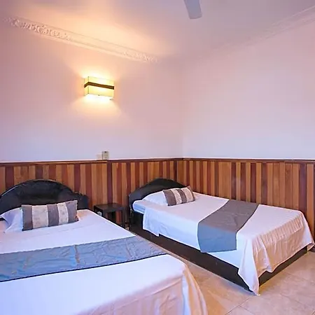 Le Tigre Villa-3