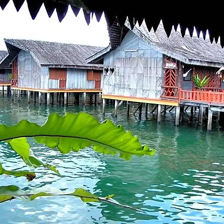 Dragon Inn Floating Resort-2