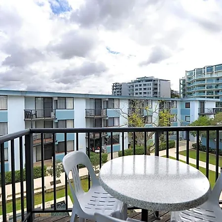 Lodestar Waterside Apartments-3
