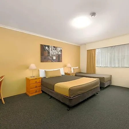 Mt Ommaney Hotel Apartments-3