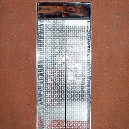 Apus Inn-2