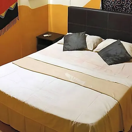 Ringo'S Foyer Guest House-3