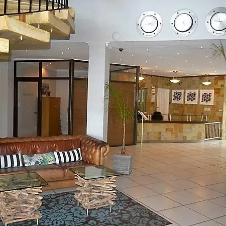 Riviera Hotel-2