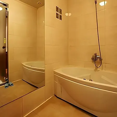 Hotel Joy-3