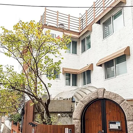 Crib 49 Guesthouse Seoul - Foreigner Only-3