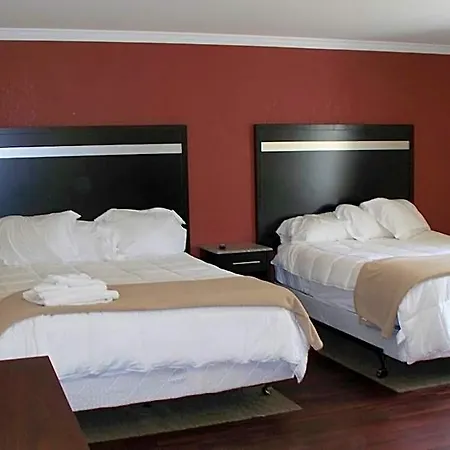 Budget Inn & Suites-3