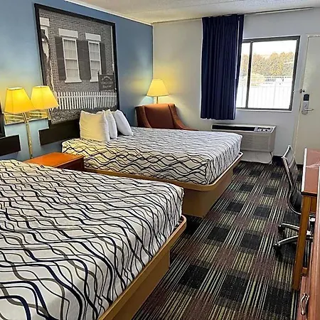 Sprucewood Inn-3