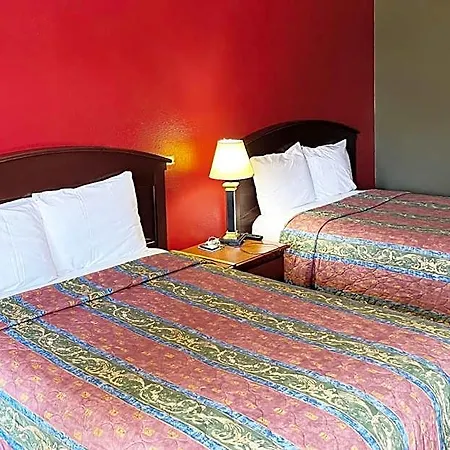 Express Inn Thomson-2