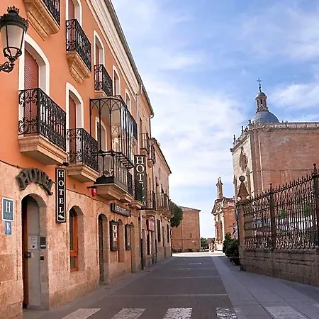 Hotel Arcos Catedral-3