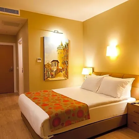 Grand Plaza Hotel-3