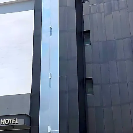 Mini Hotel 141-3
