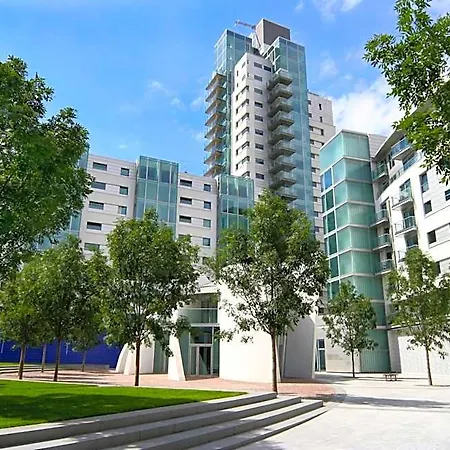 Marlin Apartments - London Bridge Empire Square-2