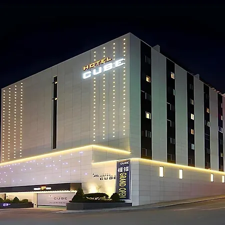Hotel Cube-2