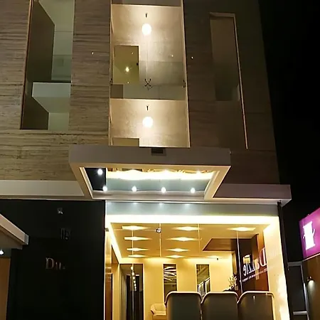 Hotel Dazzle-2