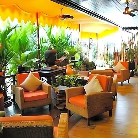 Pasadena Lodge Pattaya-2