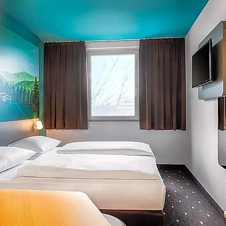 B&B Hotel Muenchen-Putzbrunn-2