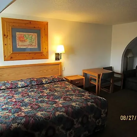 North Country Inn & Suites-3