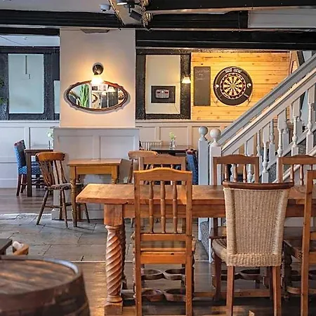 The Bugle Hotel Titchfield-3