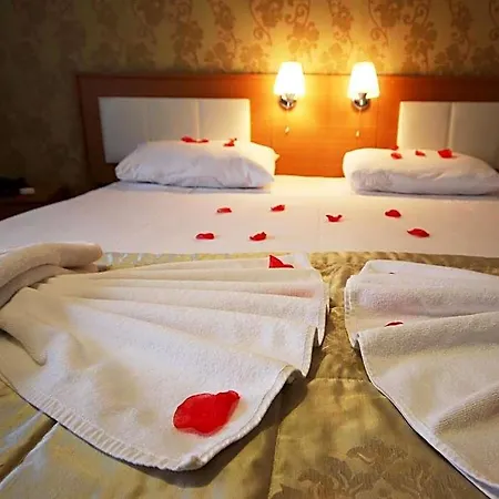 Flower Palace Hotel-2
