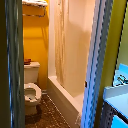Americas Best Value Inn - Jonesville-2