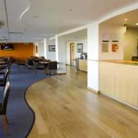 Travelodge London City Airport-2