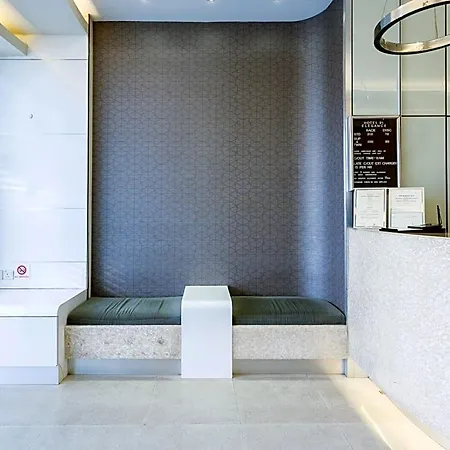 Hotel 81 Elegance-2