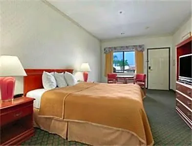 Travelodge By Wyndham Lynwood-3