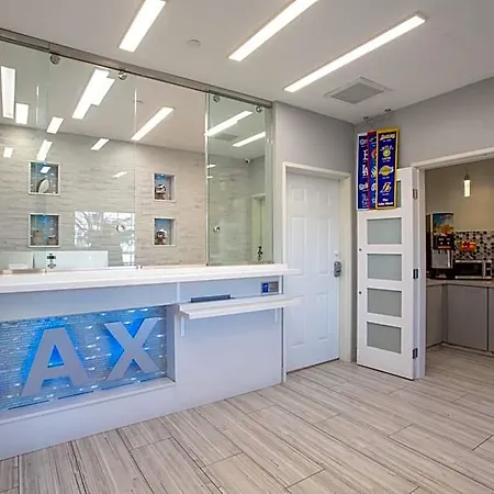 Super 8 By Wyndham Inglewood/Lax/La Airport-2