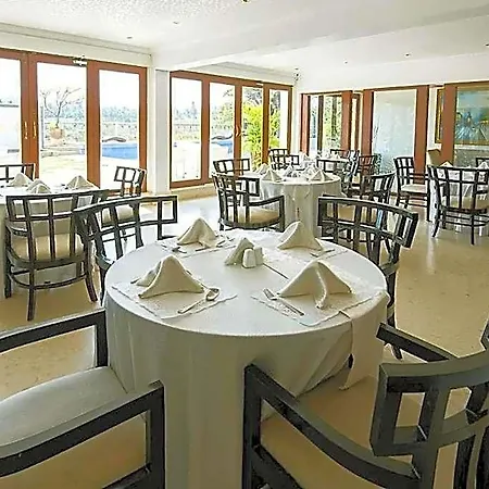 White Pearl Suites-2