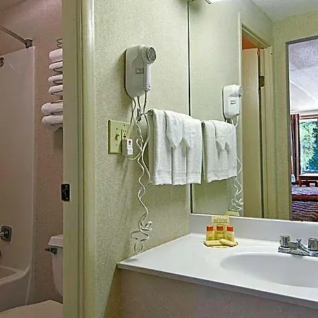 Shayona Inn - Eden-3