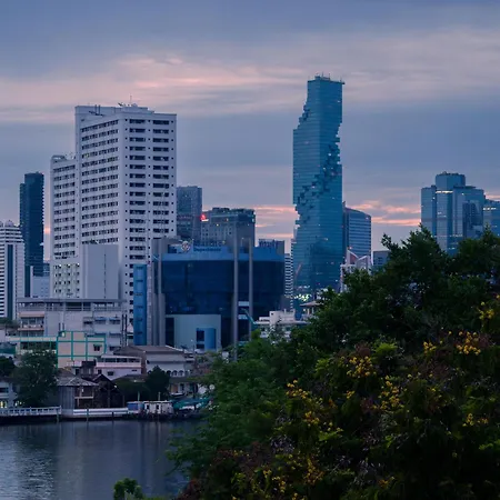 Amdaeng Bangkok Riverside Hotel-2